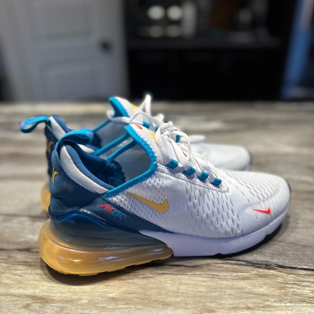 Nike Air Max 270